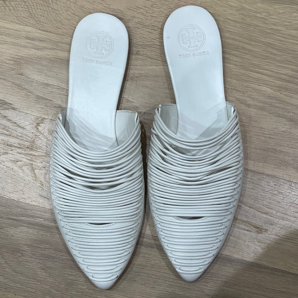 Tory Burch white pointed toe mules size 7